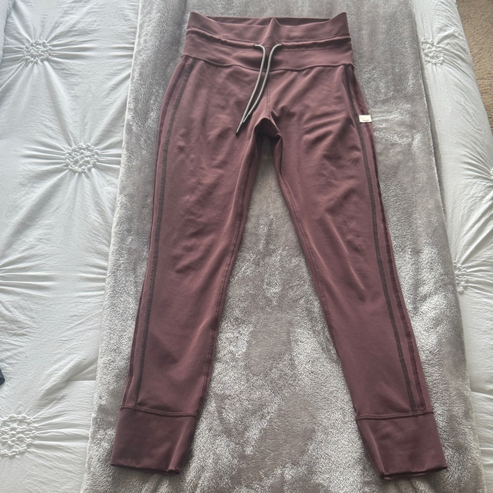 Vuori Maroon Joggers